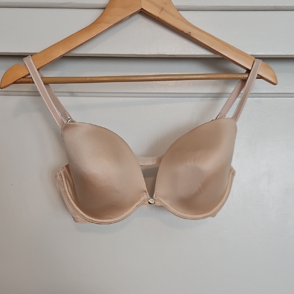 Classic Beige Wonderbra EUC